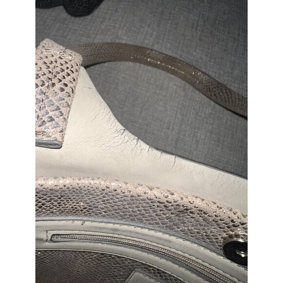 Antonio Melani | Gold Metallic Reptile Pattern Shoulder Bag Tote - Picture 10 of 10